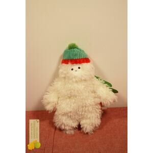 Gigglescape 9" Yeti with Hat Stuffed Animal